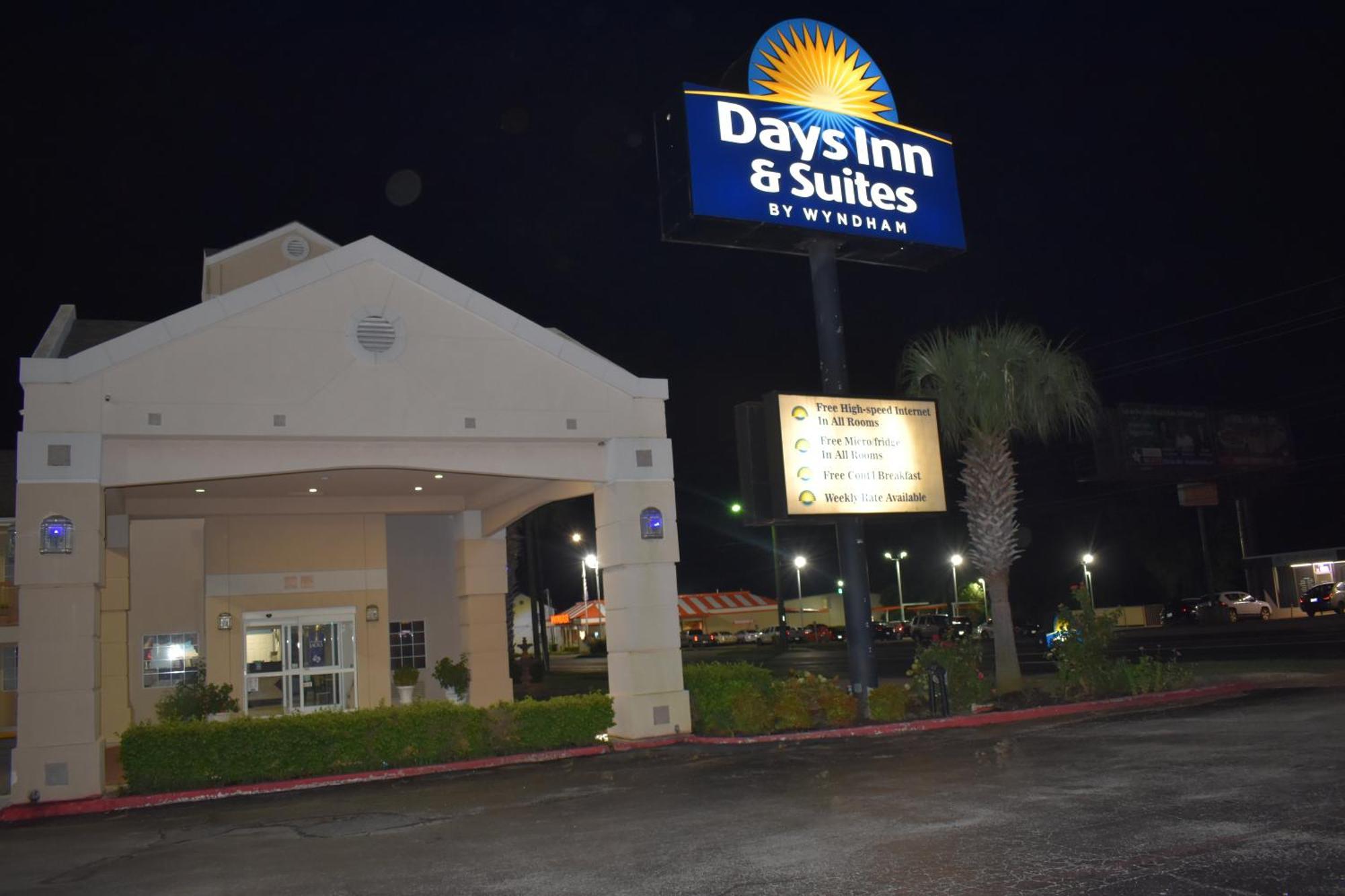 Days Inn By Wyndham Nacogdoches/Sfa University/Downtown Exterior foto